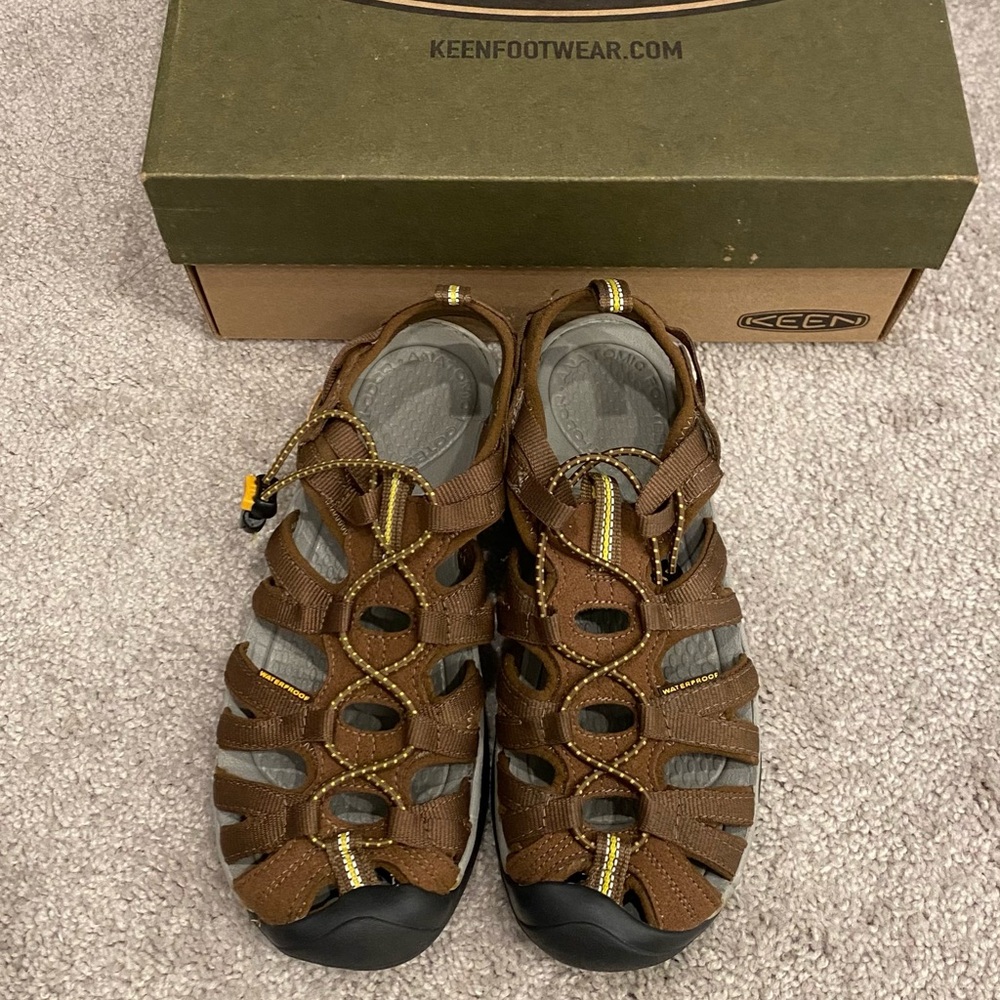 KEEN Hiking Shoes